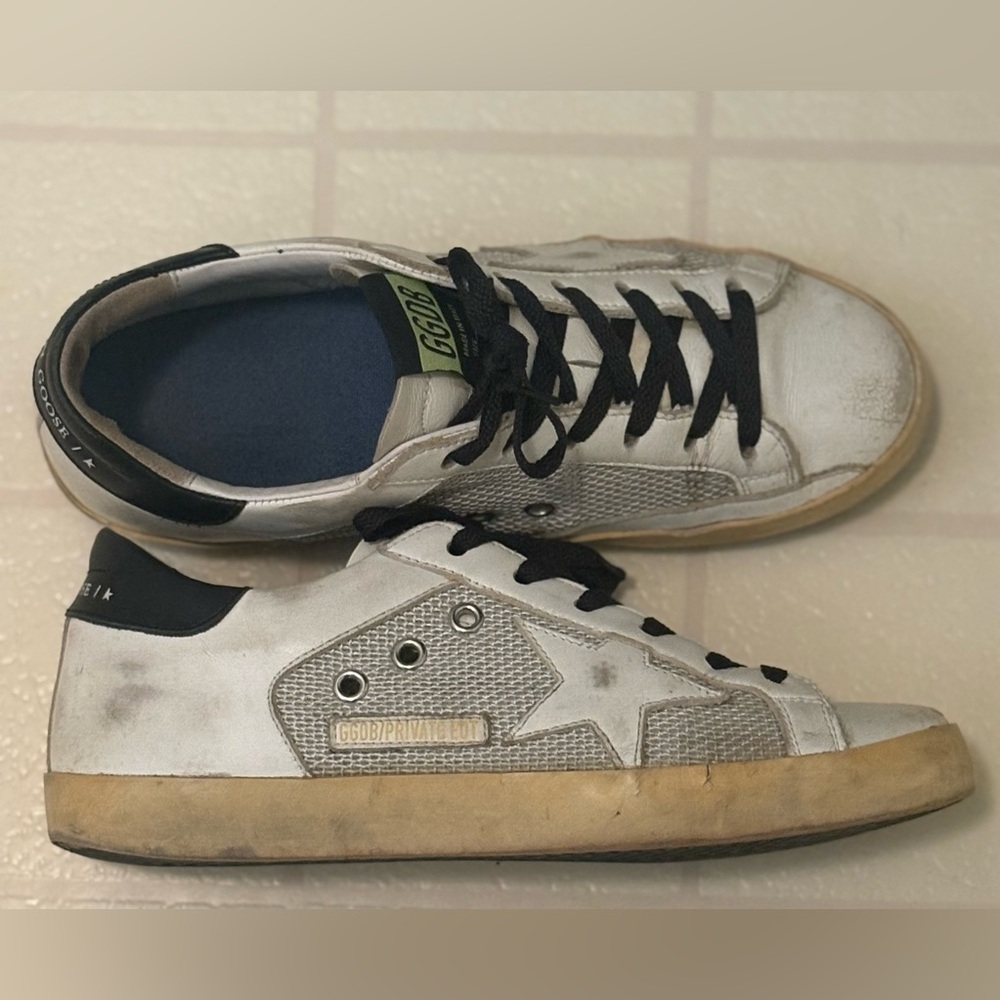 Golden Goose (Authentic) White and Black Women's Sneakers - Picture 6 of 9